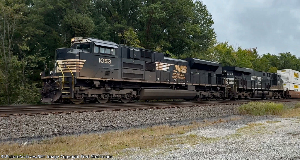 NS 1053 leads 23G.